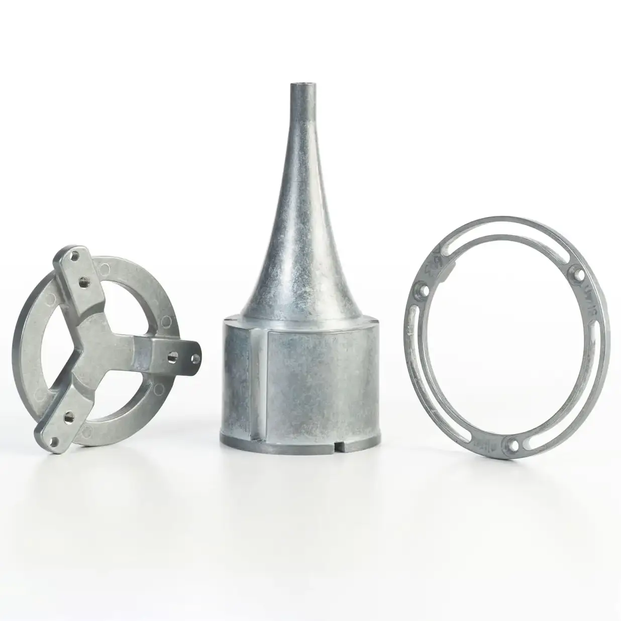 Set di componenti pressofusi: zavorra conica, ghiere e supporti in alluminio di precisione